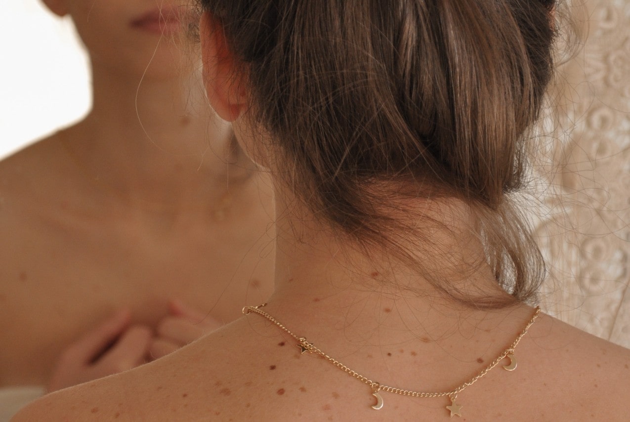 Top Necklaces Styles for Moms Top Necklaces Styles for Moms