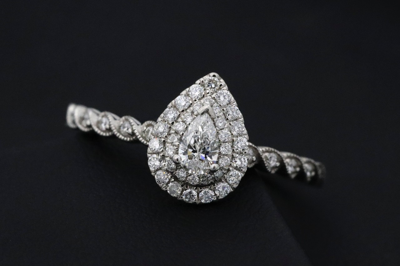 pear-shaped diamond engagement ring.
